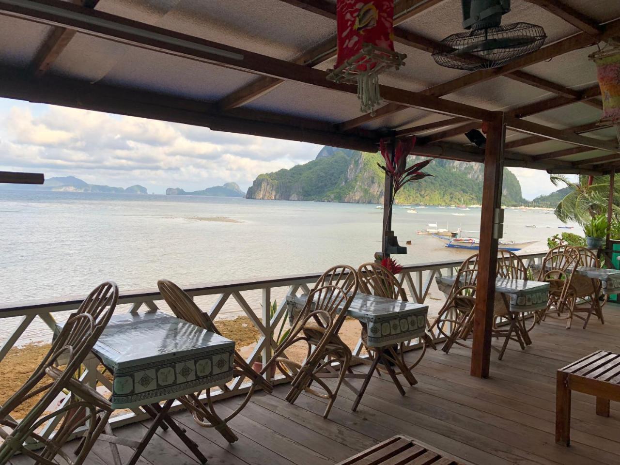 Rl Coastline Inn Ель-Нідо Екстер'єр фото