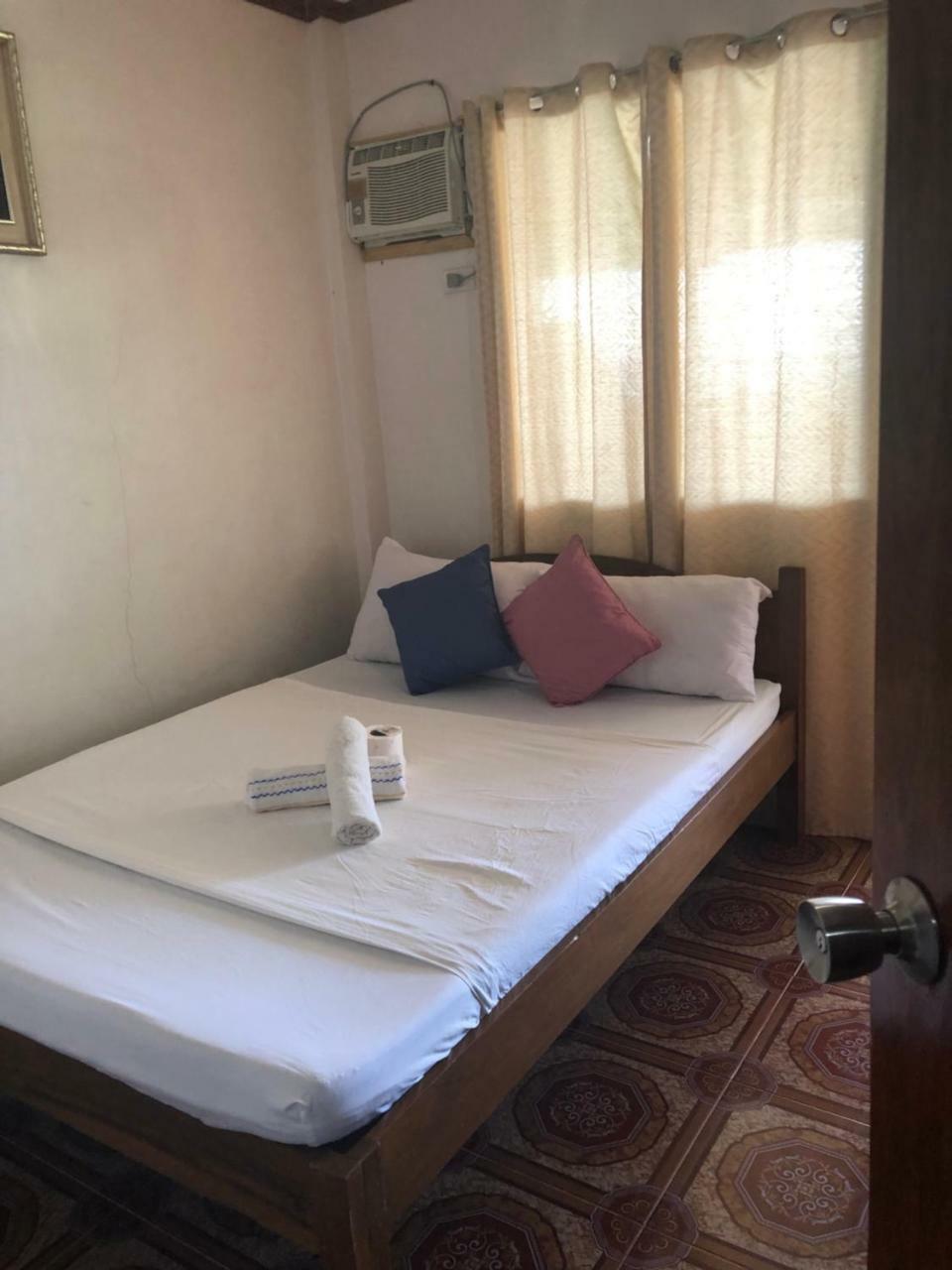 Rl Coastline Inn Ель-Нідо Екстер'єр фото